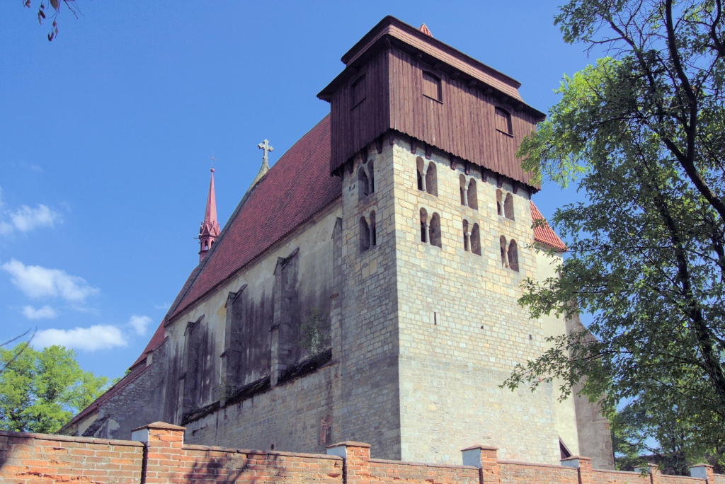 Kostel sv. Jiljí v Milevsku, 1167-1200 a pozdější přestavby. Kredit: Archiv autora článku.