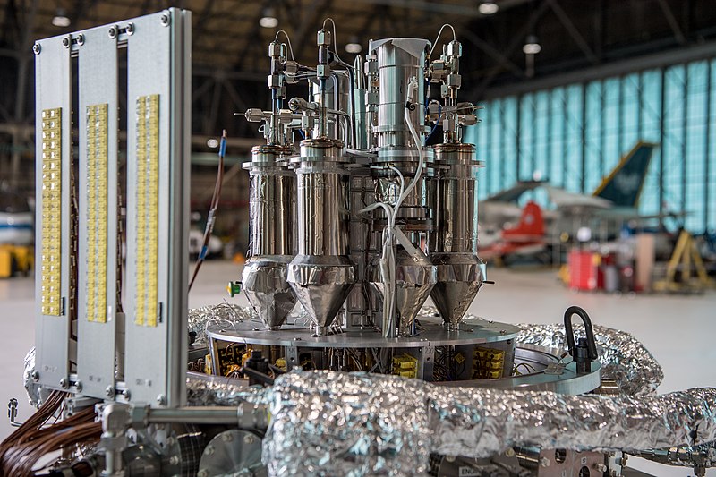 Prototyp amerického 1kW reaktoru Kilopower pro vesmírné mise (2017). Kredit: NASA Glenn.
