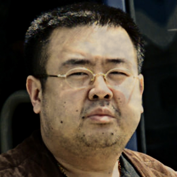 Kim Čong-nam na snímku z roku 2001. Kredit: Hyundai News / Wikimedia Commons.