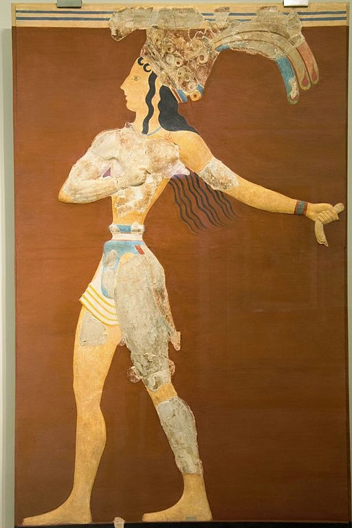 Princ s liliemi, část procesí. Velká minojská freska z královského paláce v Knóssu, kolem 1550 před n. l. Archeologické muzeum v Irakliu (Herakleion). Kredit: Zde, Wikimedia Commons.