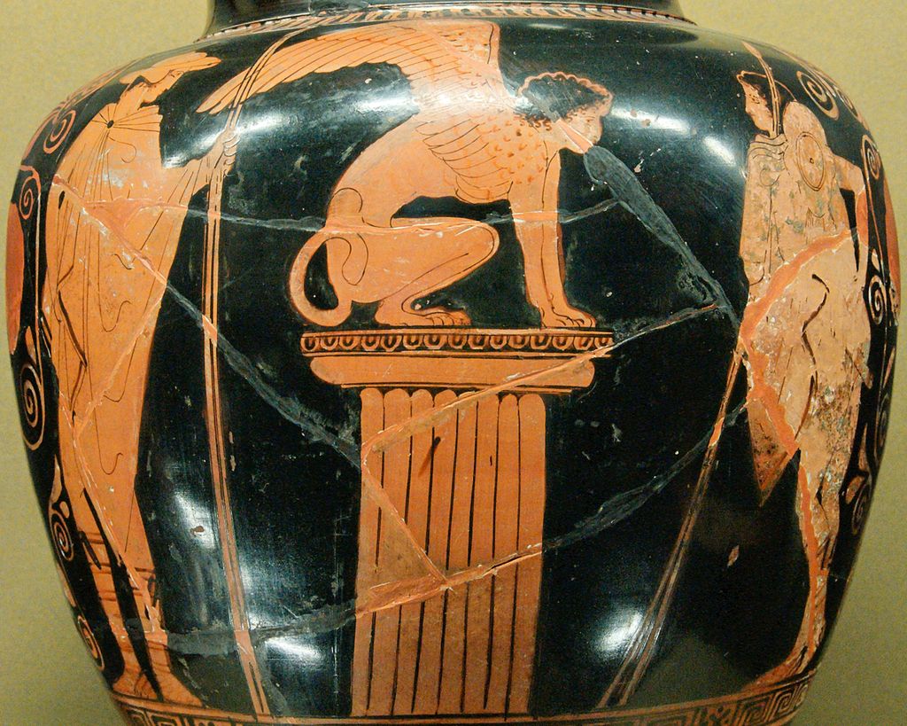 Hermés, Sfinga a Oidipús, 440 před n. l. Louvre G 417. Kredit: Marie-Lan Nguyen alias Jastrow, Wikimedia Commons.