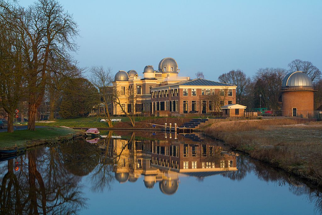 Původní budova Sterrewacht Leiden. Kredit: AWossink / Wikimedia Commons.