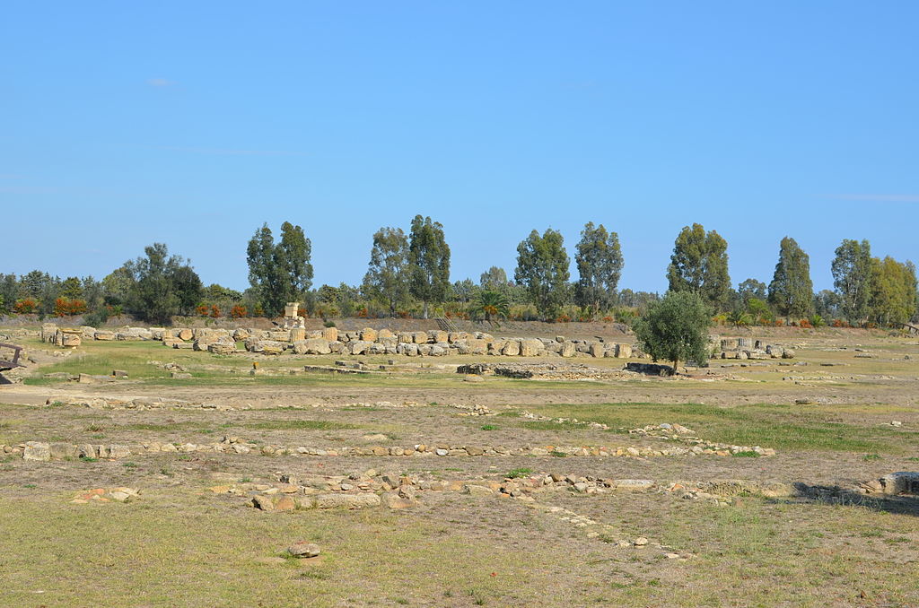 Žalostné zbytky chrámů Apollóna, Artemidy, Héry a Athény v Metapontiu, 6. století před n. l. Kredit: AlexanderVanLoon, Wikimedia Commons. Licence CC 3.0.