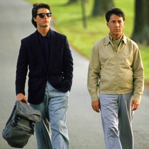 Tom Cruise a Dustin Hoffman jako bratĹ™i Babbitovi zÂ filmu Rain Man.