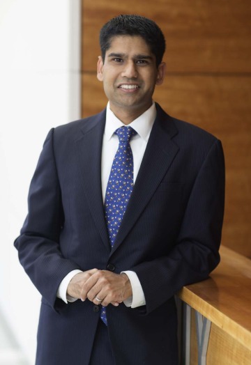 Dr. Ranjith Ramasamy, androlog a urolog, ředitel programu reprodukční urologie na Millerově lékařské fakultě University of Miami. Kredit:  R. Ramasamy, UM.