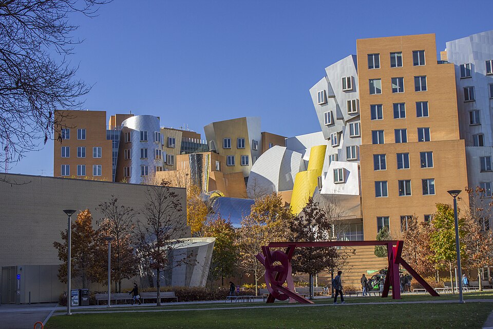 MIT, Ray and Maria Stata Center. Kredit: Lucy Li, Wikimedia Commons, CC BY-SA 4.0.