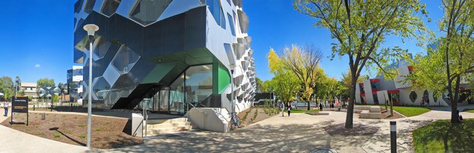Australská národní universita, budova s laboratořemi pro biologický výzkum.