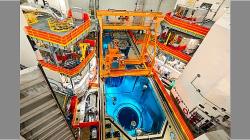 Zavážení paliva do reaktoru Čang-čou 2 (Zdroj CNNC)