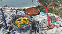 U šestého bloku elektrárnu Lu-feng byla instalována vnitřní kopule kontejnmentu (zdroj CNG)