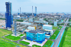 Komplex Baowu Steel v Čan-ťiangu. Vodíková pec vlevo. Kredit: Tenova.