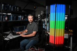 LEDkový mikroreaktor. Kredit: INL. LEDkový mikroreaktor. Kredit: INL.