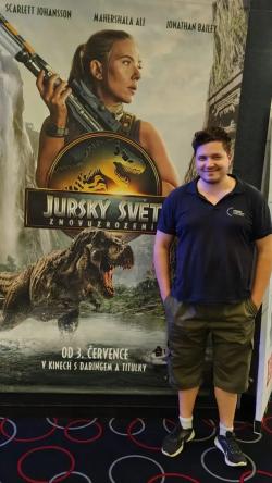 Ačkoliv obvykle nemám příliš vysoké mínění o „Jurských světech“, ten nový jsem si tentokrát nenechal ujít. A popravdě, docela se mi ten film líbil. Kredit: Michal Matějka, 11. 7. 2025. Ačkoliv obvykle nemám příliš vysoké mínění o „Jurských světech“, ten nový jsem si tentokrát nenechal ujít. A popravdě, docela se mi ten film líbil. Kredit: Michal Matějka, 11. 7. 2025.