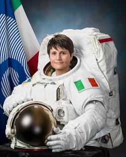 Samantha Cristoforetti. Kredit: NASA, Wikimedia Commons, CC BY-SA 4.0.
