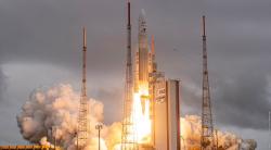 Do vesmíru vynesla Webbův dalekohled raketa Ariane 5 (zdroj ESA/CNES/Arianespace).