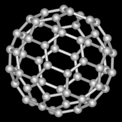 Slavný fulleren C60 (buckminsterfulleren). Kredit: IMeowbot / Wikimedia Commons.