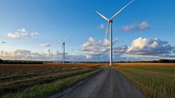 Německo spoléhá na větrné turbíny hlavně na severu země. Jedna z moderních turbín firmy Siemens, které přesahují výšku 100 m (zdroj Siemens).