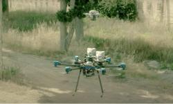 Mateřská multikoptéra s drony LANIUS. Kredit: Elbit Systems.