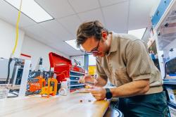 Devin Roach v akci. Kredit: Oregon State University. Devin Roach v akci. Kredit: Oregon State University.