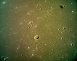 Fotografie plánovaného místa přistání na Měsíci.  Zdroj: http://usa.chinadaily.com.cn/