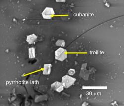 Stejné minerály jako v materiálu z komety Wild 2. Kredit: P.H. Schultz/Brown University.