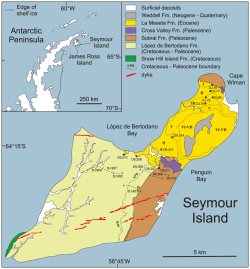 Geologická mapa antarktického Seymourova ostrova. Sedimenty geologického souvrství López de Bertodano, z něhož jsou známé fosilie praptáka rodu Vegavis, pokrývají většinu jeho rozlohy (zde žlutá/béžová barva). Kredit: Crame; et al. (2014); Wikimedia Commons (CC BY-SA 4.0)