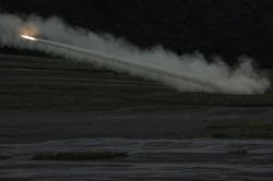 Odpálení rakety systému HIMARS na Filipínách, říjen 2016. Kredit: US Army.