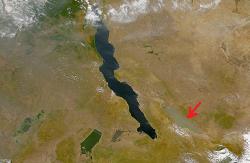 Jezero Rukwa, na snímku ze všech jezer nejvíce vpravo. Kredit: SeaWiFS Project, NASA/Goddard Space Flight Center, a ORBIMAGE.