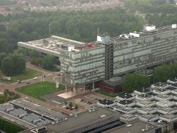 TU Eindhoven. Kredit: Arno van den Tillaart / Wikimedia Commons.