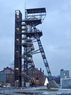 Bývalý důl Warszawa II, Katowice. Kredit: EwkaC / Wikimedia Commons.