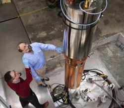 Axion Dark Matter Experiment. Kredit: Mary Levin / University of Washington.