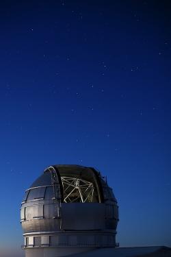 Dalekohled Gran Canaria Telescopia, který se podílel na objevu soustavy bílého trpaslíka na pulsaru PSR J0740+662 (Zdroj Gran Telescopia Canaria).