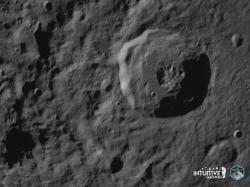 Modul Odysseus pořídil i první snímky Měsíce z oběžné dráhy (zdroj Intuitive Machines).