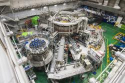 Supravodivý tokamak KSTAR. Kredit: National Research Council of Science & Technology.