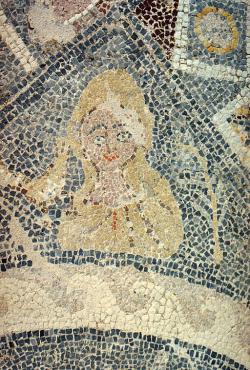 Zimu provázejí ptáci a vítr. Kredit: Zde, Wikimedia Commons. Licence CC 3.0. Zimu provázejí ptáci a vítr. Kredit: Zde, Wikimedia Commons. Licence CC 3.0.