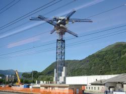 Prototyp 5 MW EV1 Tower ve švýcarském Castione-Arbedo (2021). Kredit: Caumasee / Wikimedia Commons.
