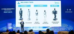 Chang Wei a roboti Midea. Kredit: Midea Group. Chang Wei a roboti Midea. Kredit: Midea Group.