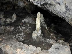 Cave of Eilithia, jeskyně bohyně porodů. Kredit: Myhersonissos, Wikimedia Commons.