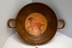 Černofigurový kylix, 560 až 550 před n. l., Δ 310. Kredit: Zde, Wikimedia Commons. Licence CC 4.0.