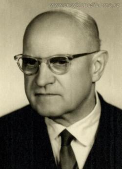 Karel Jůva, narozen 17.8.1899 v Brně, zemřel 1.11.1984 tamtéž. Prof., Ing., dr., DrSc., profesor na katedře zemědělských meliorací na Vysoké škole zemědělské v Brně.  Kredit: Internetová encyklopedie města Brna.