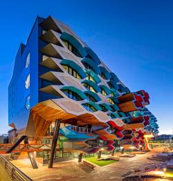 Pokusy na myších samcích probíhaly v zařízení Univerzity La Trobe, Melbourne. (Kredit: Univ. La Trobe).