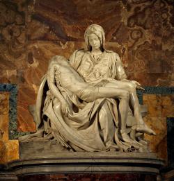 Michelangelova Pieta (1499), křesťanský ideál nesmrtelnosti. Foto: Stanislav Traykov, Wikipedia)