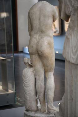 Mírně zmenšená římská kopie Afrodíty z Knidu. Musée Royal de Mariemont, Morlanwelz, Belgie. Kredit: Romaine, Wikimedia Commons. Licence CC 4.0.