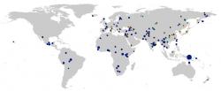 Mapa s frekvencemi TLR DNA (geny podobné těm, jako měli neandertálci). Velikost koláče je úměrná počtu jedinců v populaci. (Kredit:. Dannemann e al.: American Journal of Human Genetics 2016) http://www.cell.com/action/showImagesData?pii=S0002-9297%2815%2900486-3