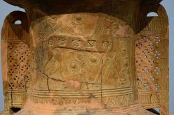 Jedno z nejstarších zobrazení Trójského koně. Velký reliéfní pithos nalezený na Mykonu. Kolem roku 670 před n. l. Archeologické muzeum na Mykonu, Inv. 2240. Kredit: Zde, Wikimedia Commons. Licence CC 4.0. Jedno z nejstarších zobrazení Trójského koně. Velký reliéfní pithos nalezený na Mykonu. Kolem roku 670 před n. l. Archeologické muzeum na Mykonu, Inv. 2240. Kredit: Zde, Wikimedia Commons. Licence CC 4.0.