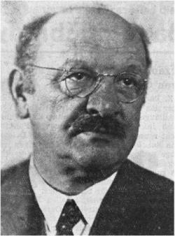 Oskar Fischer ((1876[ – 28. února 1942 Ghetto Terezín) narodil ve Slaném do německy mluvící židovské rodiny. Posléze se věnoval psychiatrii a neuroanatomii na německé universitě v Praze, kde byl podřízeným významného neuropatologa (a největšího Kraepelinova rivala) Arnolda Picka. (Vikipedie, volné dílo).