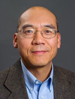 Profesor Shan-Lu Liu, Katedra mikrobiologie Státní univerzita Ohio, ředitel programu Viry a nově se objevující patogeny, Ústav infekčních nemocí, stát Ohio.