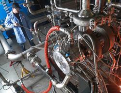 Demonstrační generátor se superkritickým oxidem uhličitým. Kredit: Southwest Research Institute.