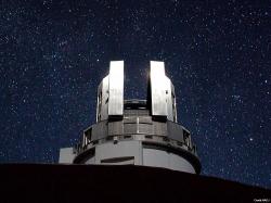 Teleskop Subaru na Havajských ostrovech. Kredit: NAOJ.
