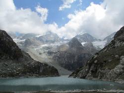 Himálaje, jezero Tulian. Kredit: Raqueeb Mir / Wikimedia Commons.