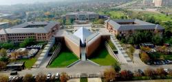 Universidad de los Andes, Santiago. Univerzitní pracoviště většiny autorů publikace. Kredit: ULA.